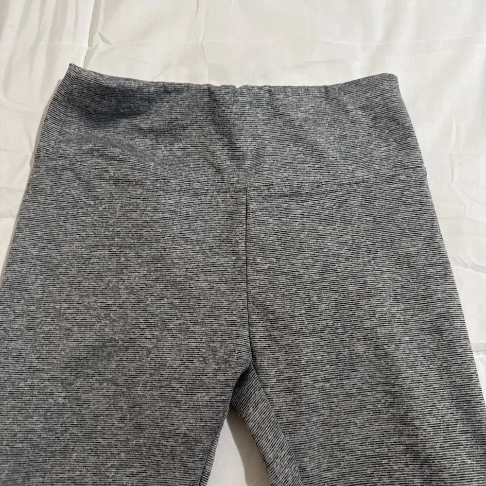 Preloved Justice Girls' Gray Leggings with Side Logo.
